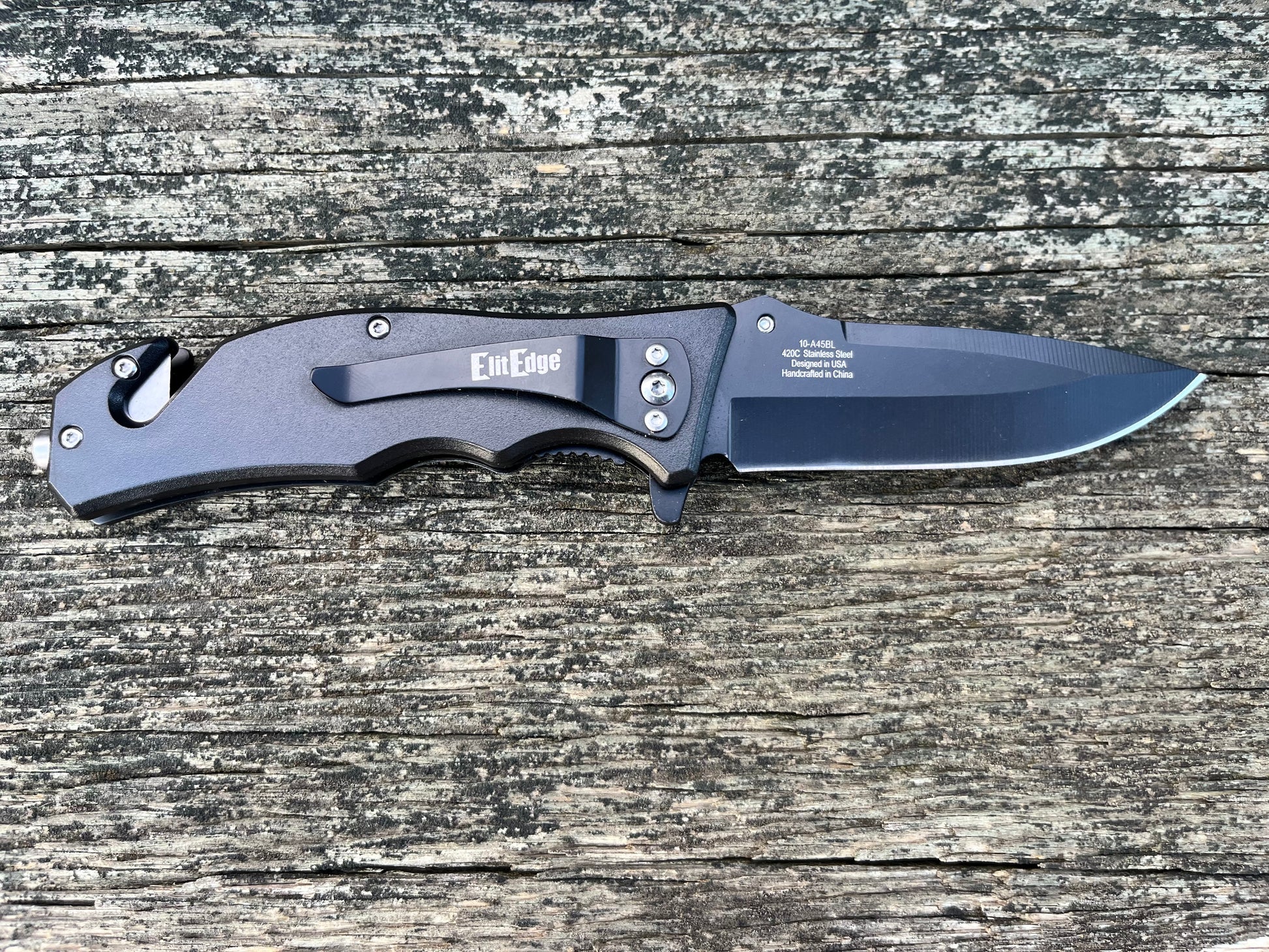 4.75" Closed Blue Skull Punisher Spring Assisted Rescue Folding Knife